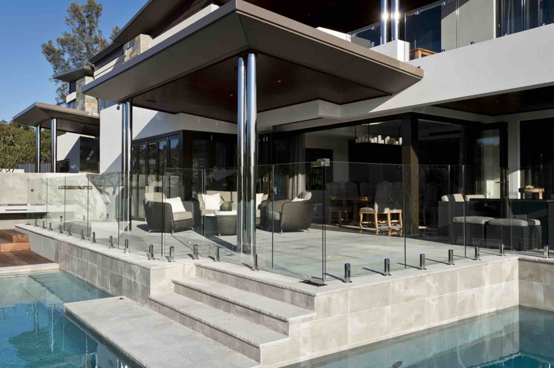 frameless glass clamp.jpg